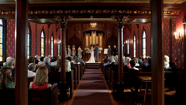 Wedding in Edythe Bates Old Chapel